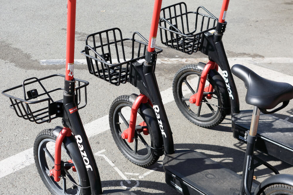 E-Scooter Körbe & Einkaufstaschen