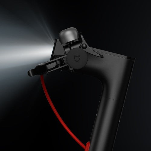 Xiaomi Mi M365, Pro Vorderlicht/Frontlicht